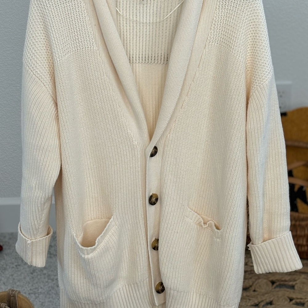 Paper Label Knit Sweater